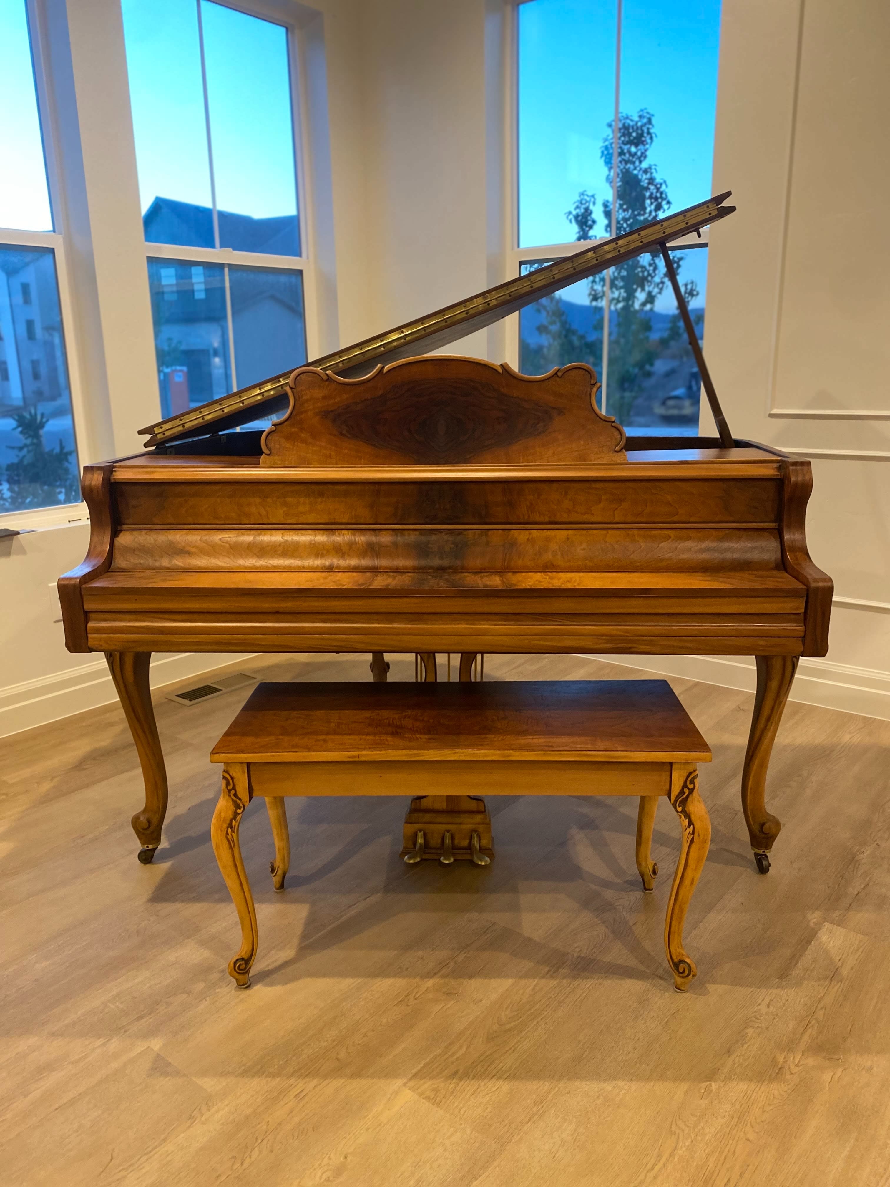 Danny Jewkes Piano Company logo