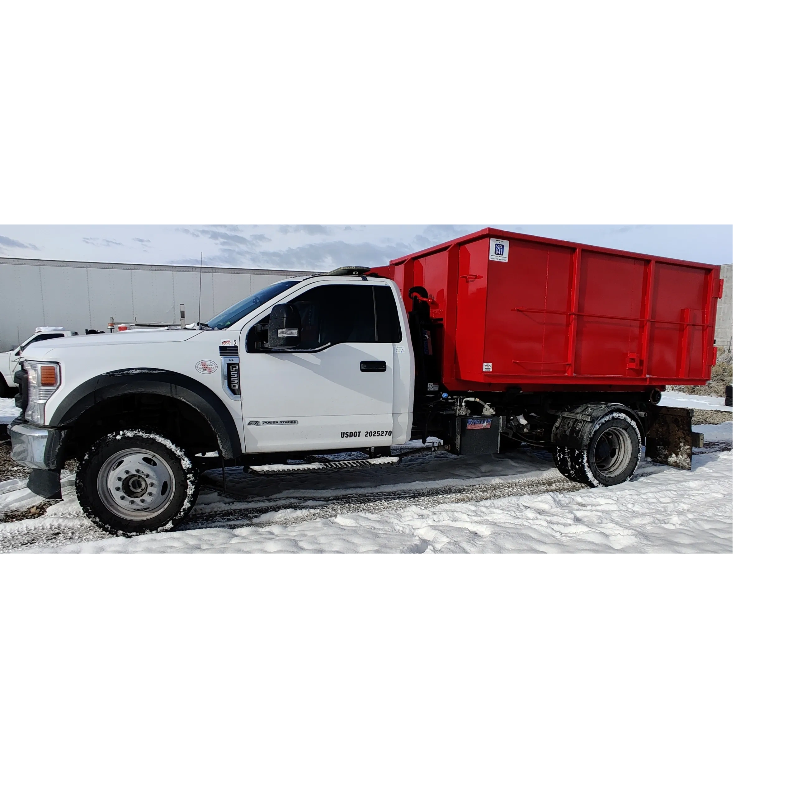 Juanito's Hauling logo